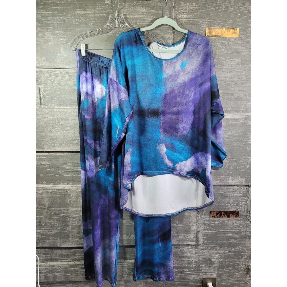 Women's Blue and Purple Tie-Dye Pajama Set
